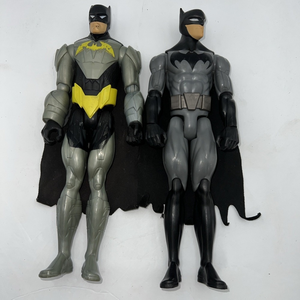 2‎ Batman DC Comics Mattel Both With Capes